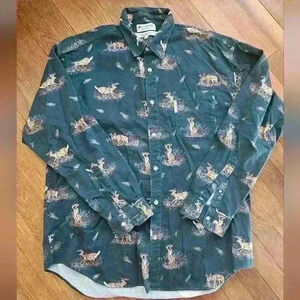 Men's Columbia Buck and Arrowhead Button Down ashirt